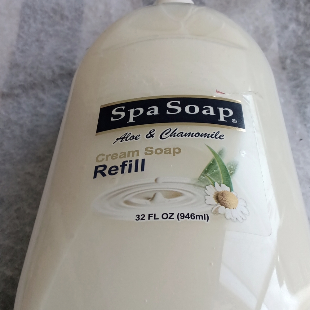Spa Soap Aloe & Chamomile Moisturizing Cream Hand Soap Refill 64.24ozLot Of Two